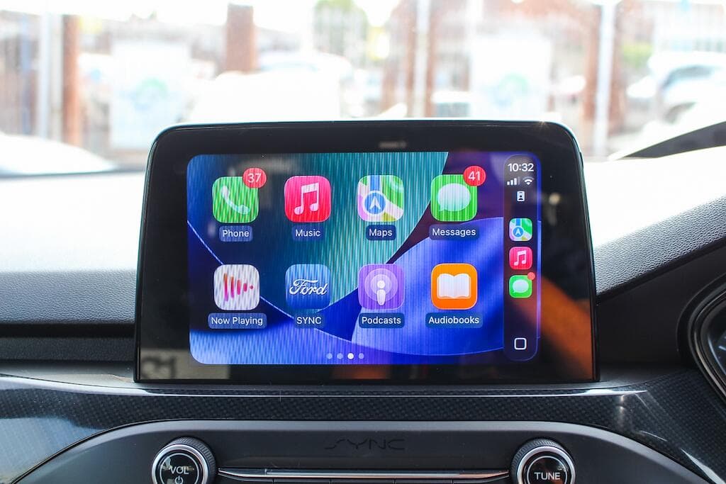 2019 Ford Focus - Thumbnail 39