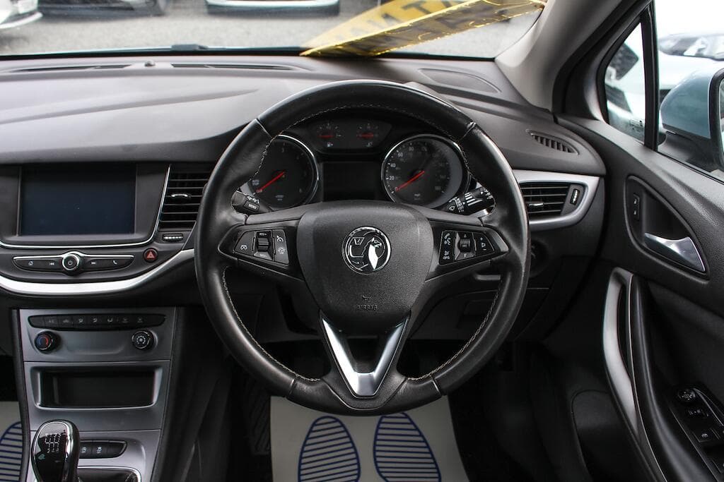 2020 Vauxhall Astra - Thumbnail 23