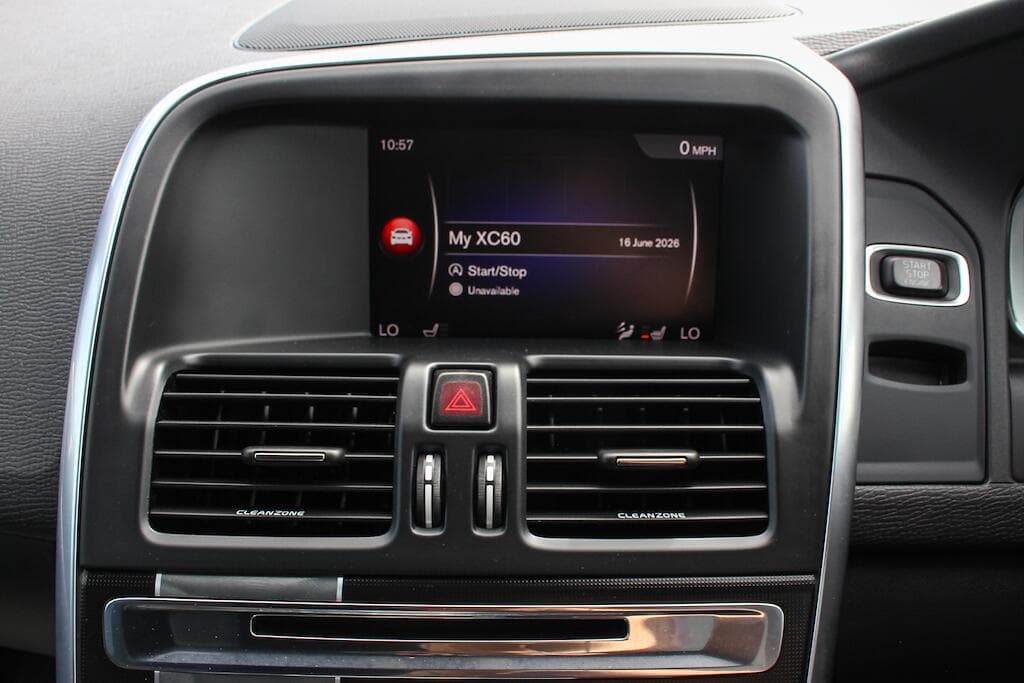 2017 Volvo XC60 - Thumbnail 36