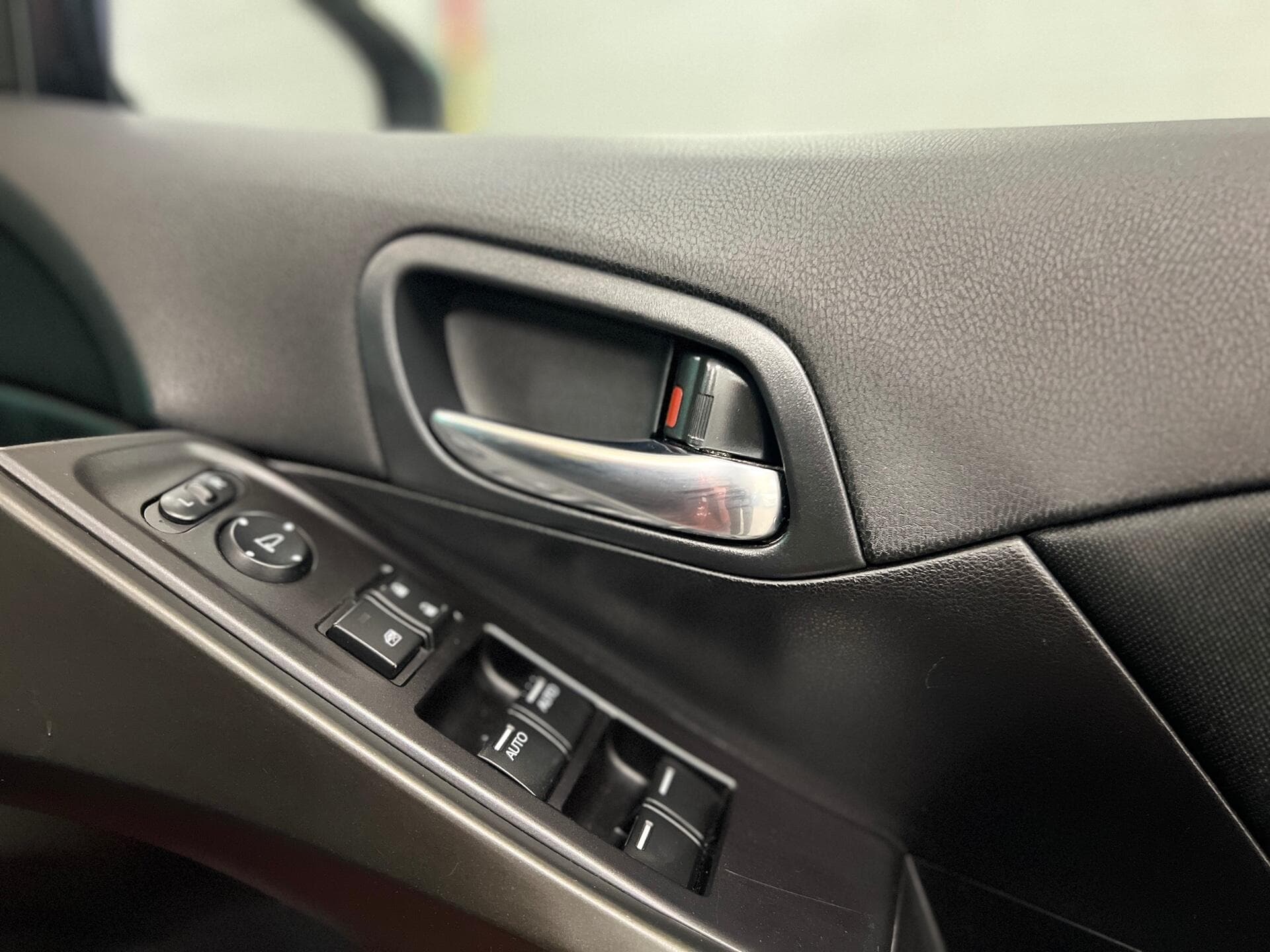 2017 Honda Civic - Thumbnail 28