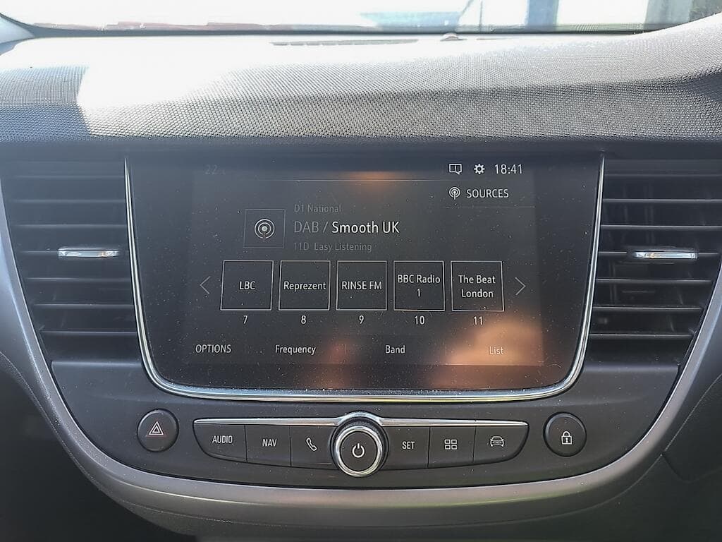 2019 Vauxhall Crossland X - Thumbnail 11