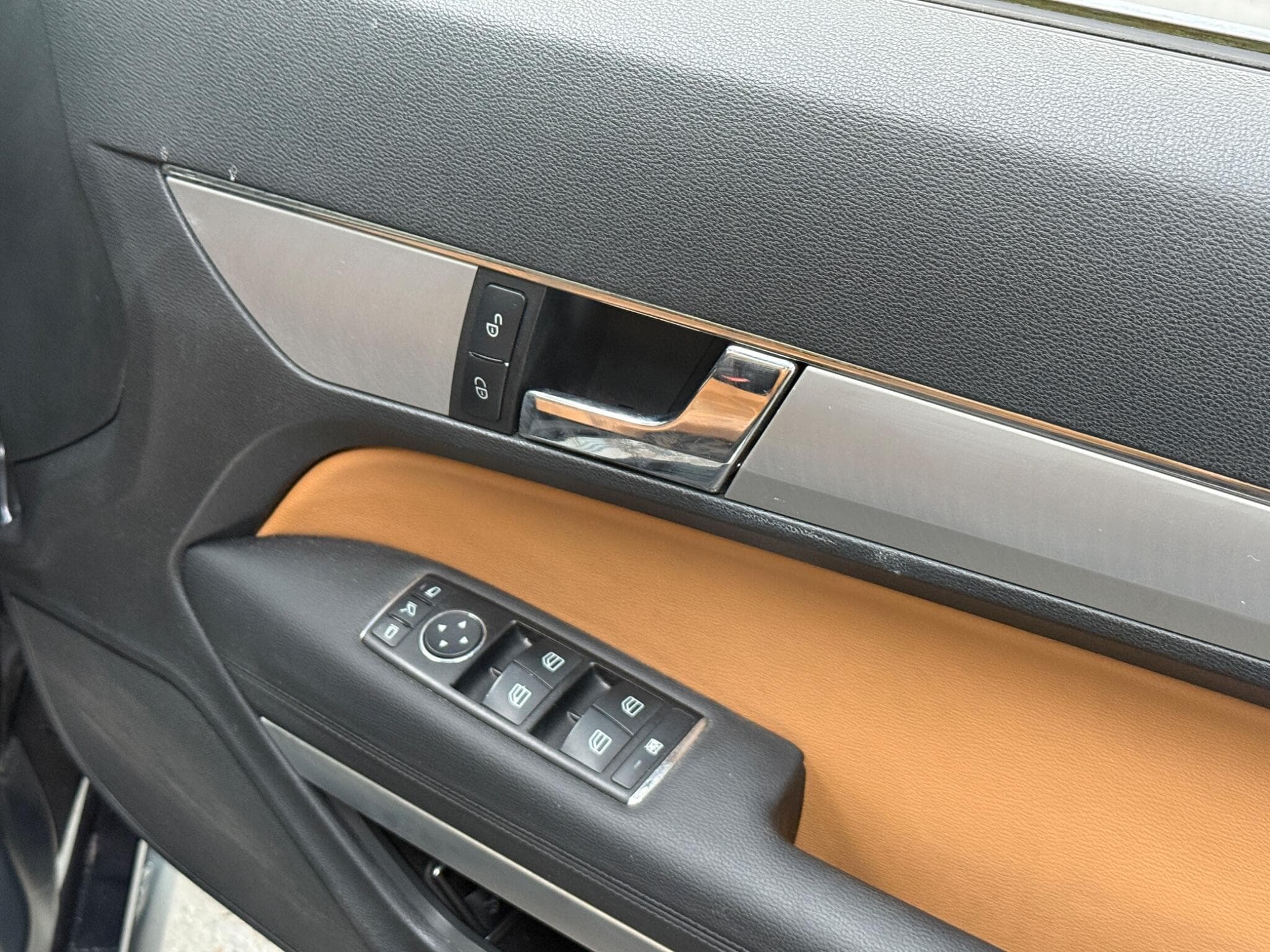 2010 Mercedes-Benz E Class - Thumbnail 15