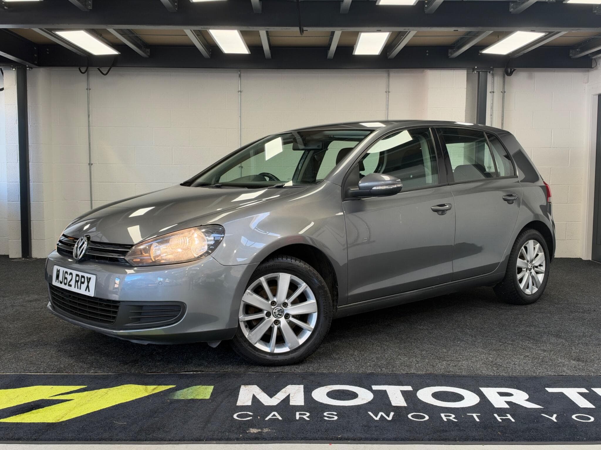 2012 Volkswagen Golf - Image 1