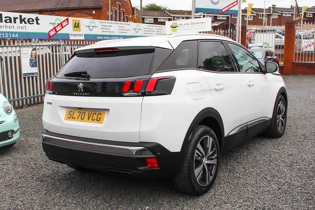 2020 Peugeot 3008 - Thumbnail 10