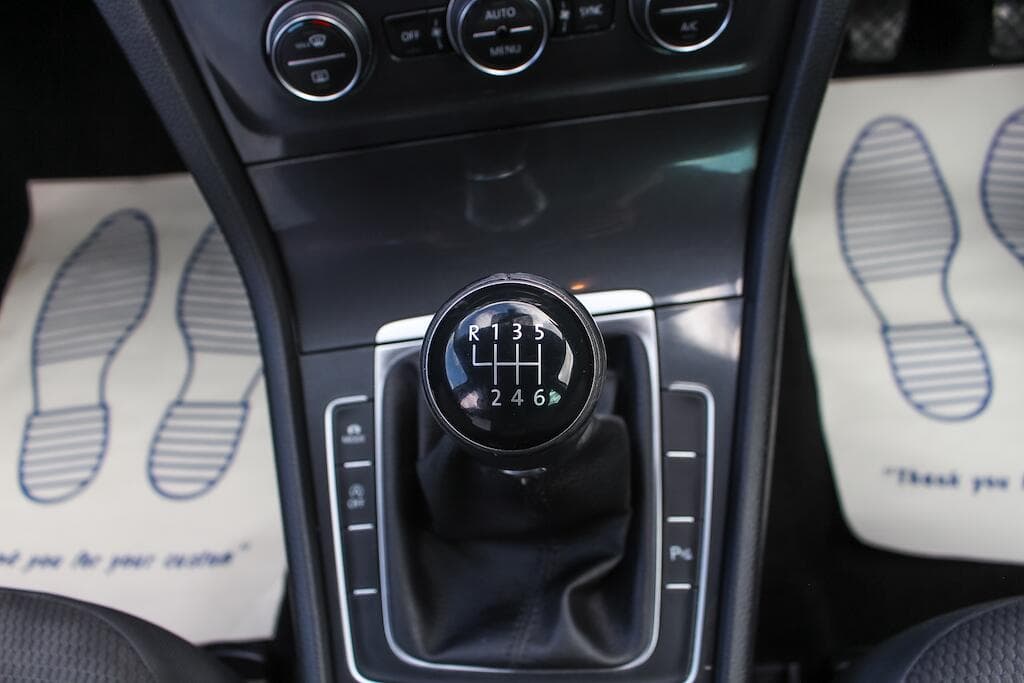 2020 Volkswagen Golf - Thumbnail 27