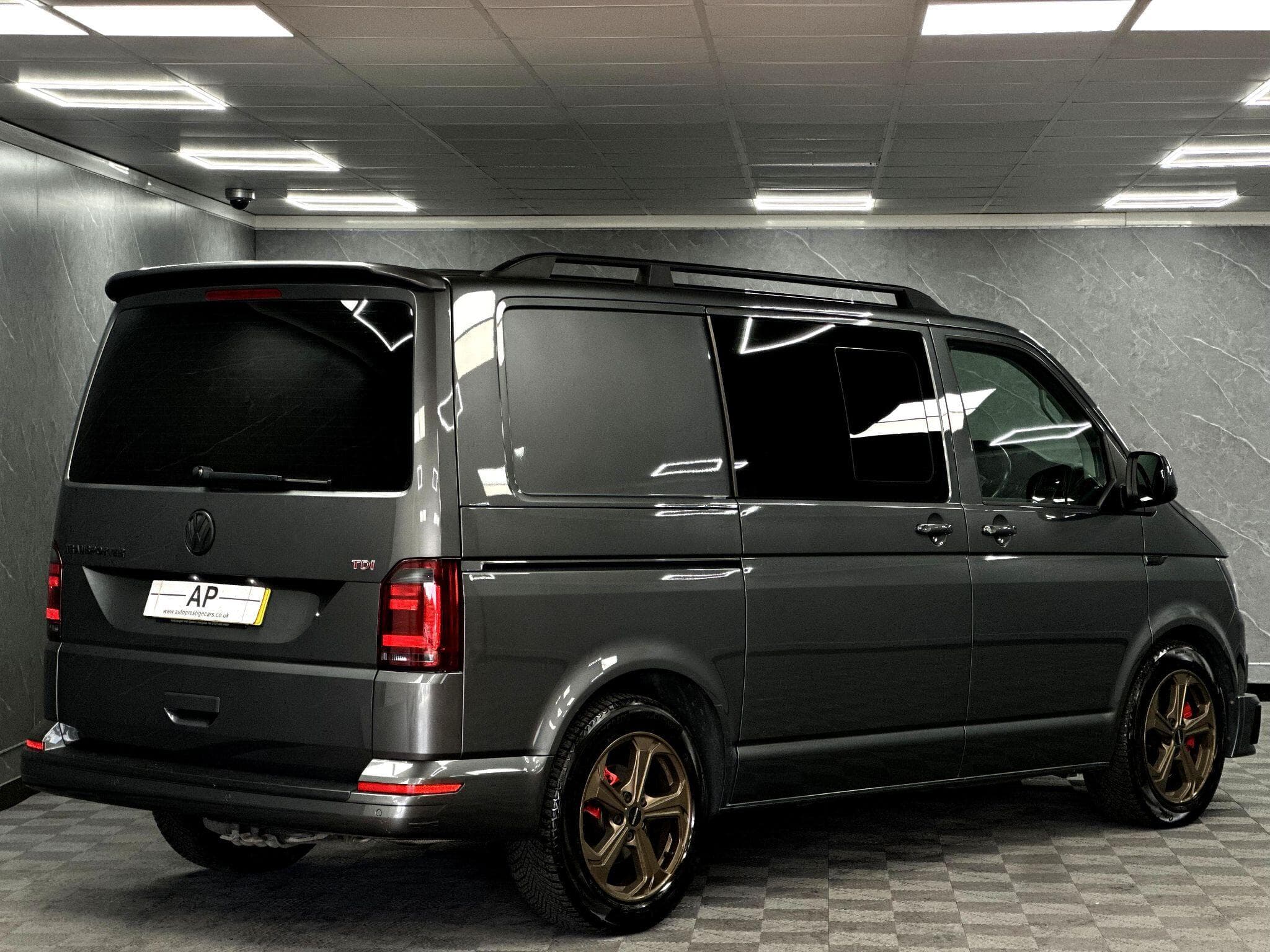2018 Volkswagen Transporter - Thumbnail 19