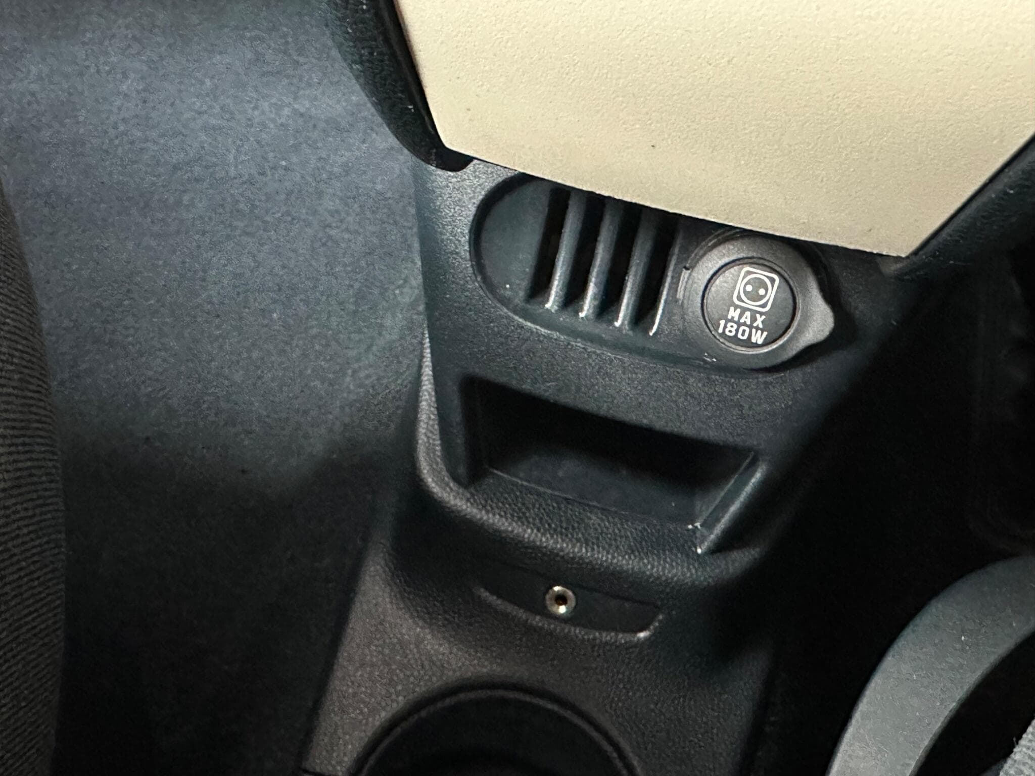 2012 Ford Ka - Thumbnail 15