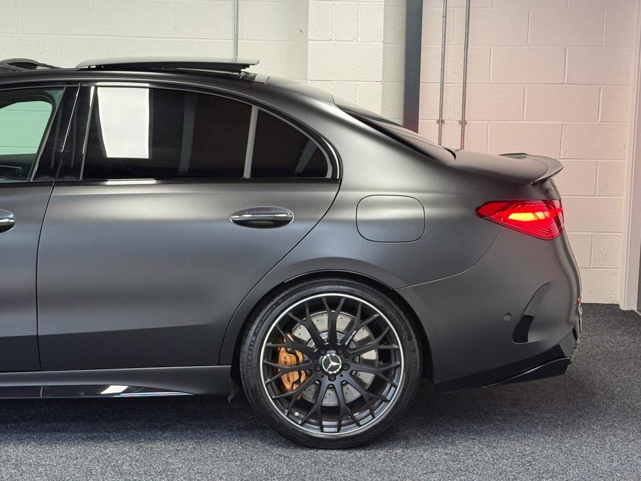2025 Mercedes-Benz C Class - Thumbnail 10