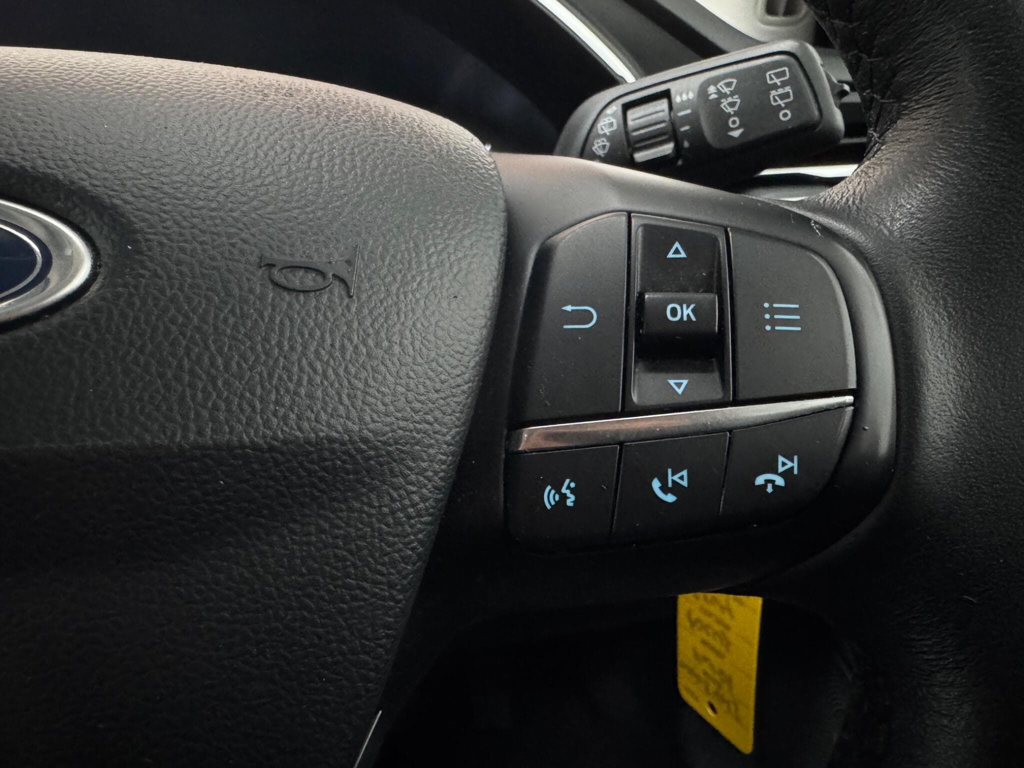 2019 Ford Focus - Thumbnail 20