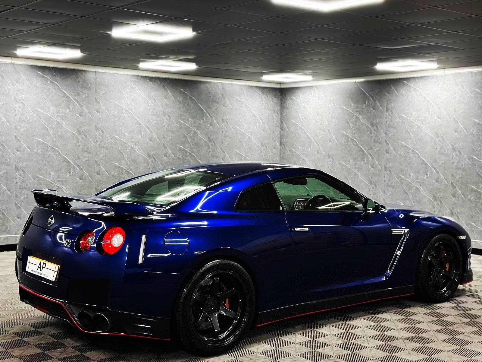 2012 Nissan GT-R - Thumbnail 55