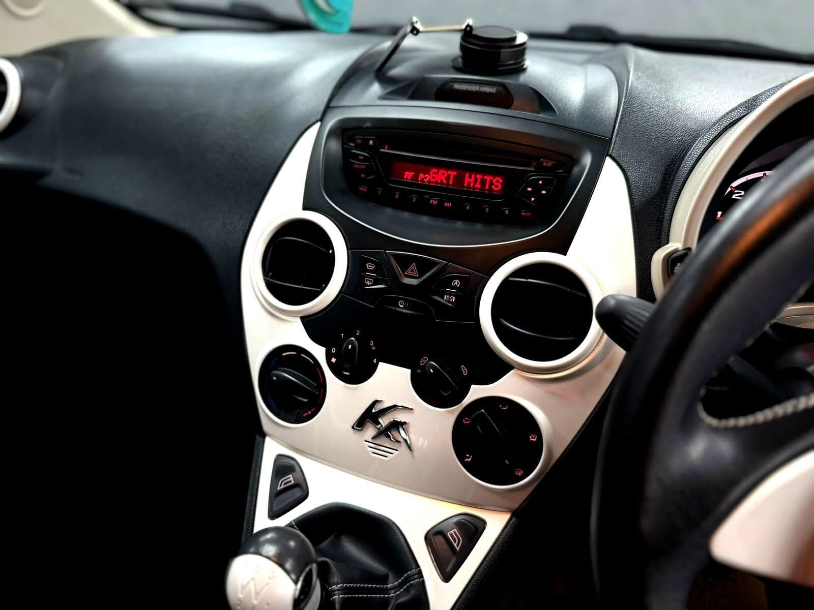 2015 Ford Ka - Thumbnail 23