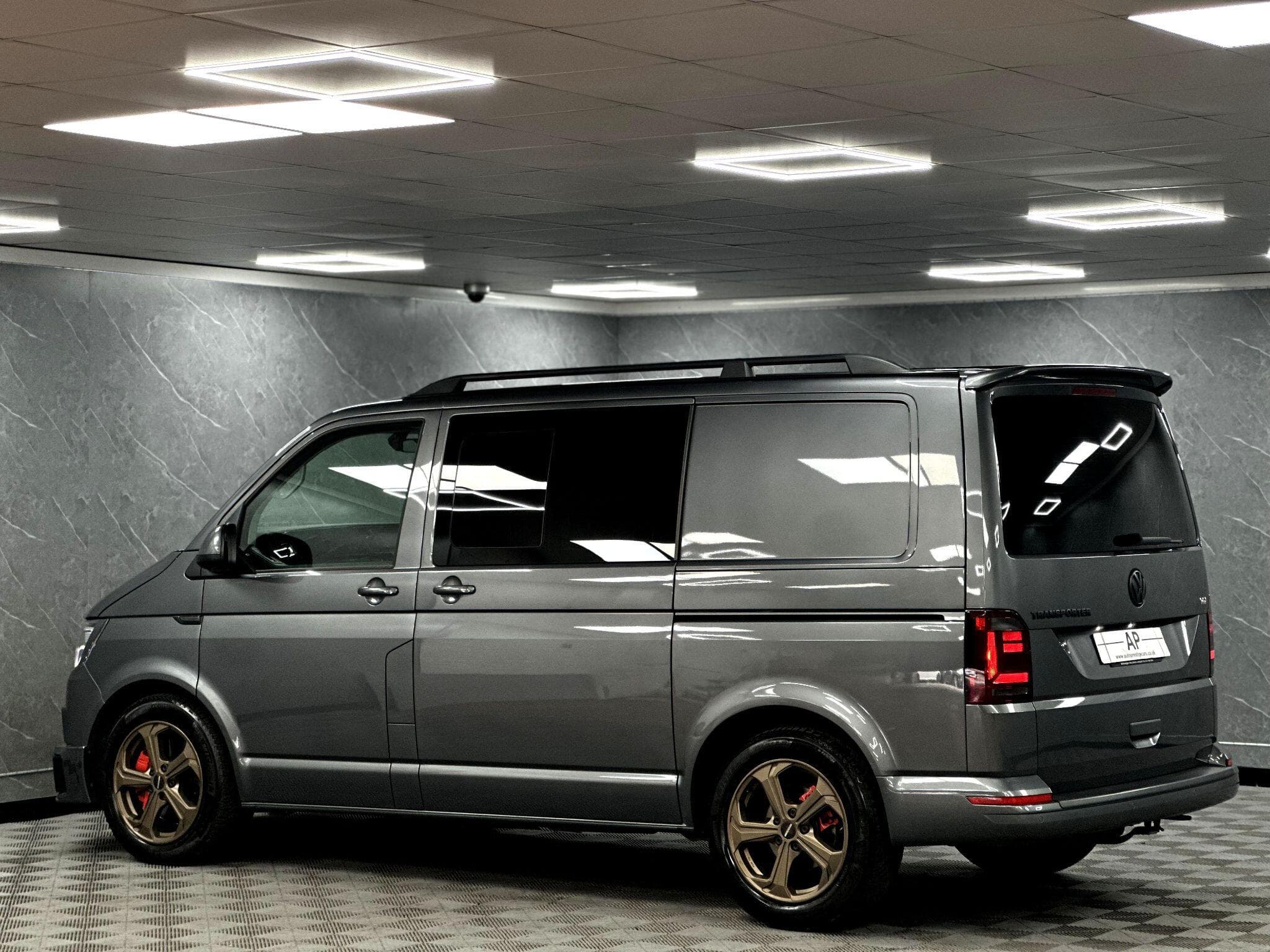 2018 Volkswagen Transporter - Thumbnail 16