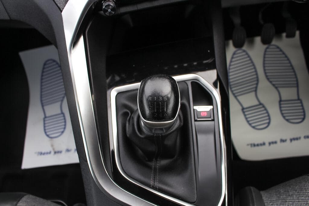 2020 Peugeot 3008 - Thumbnail 27