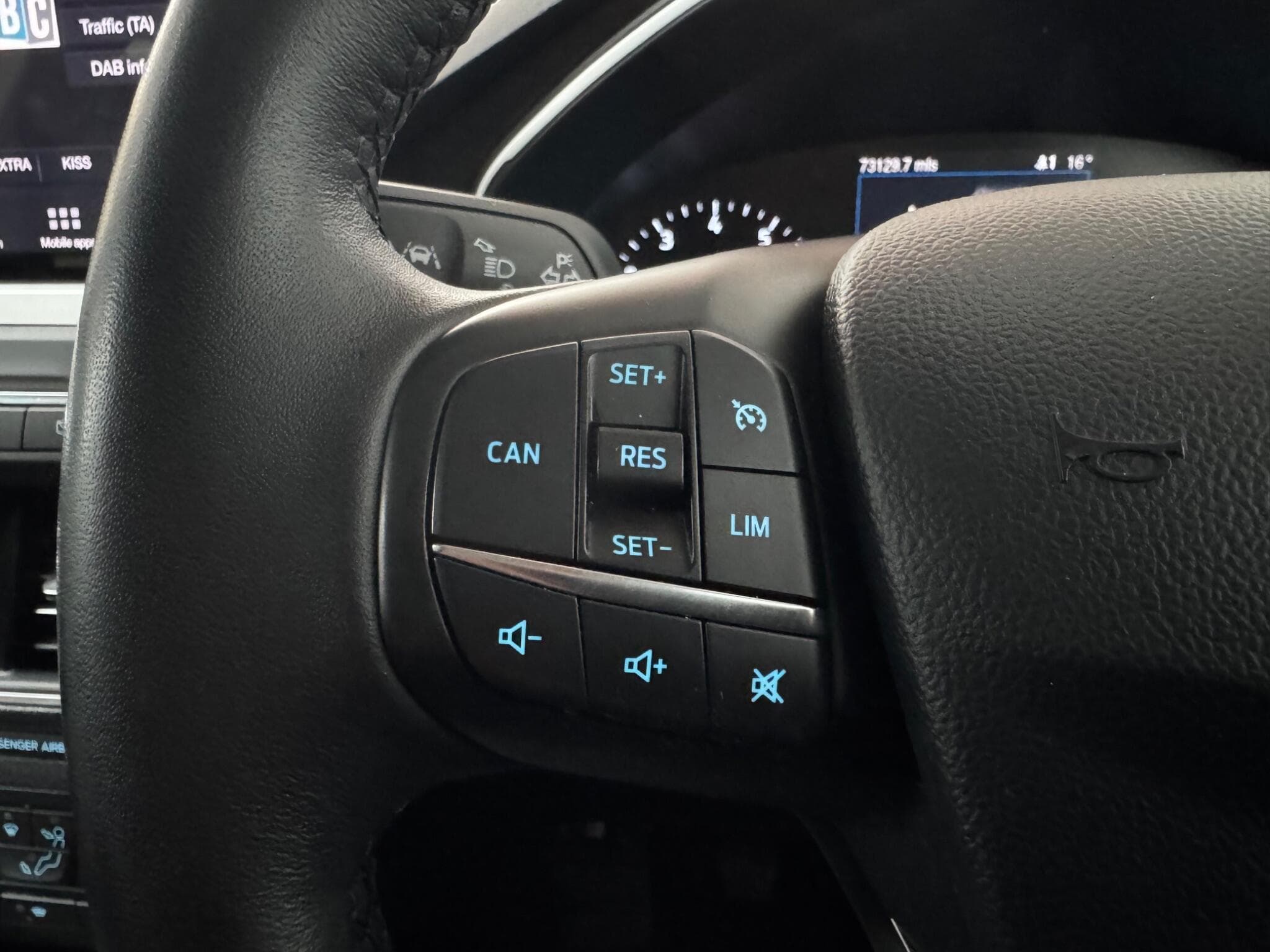 2019 Ford Focus - Thumbnail 21
