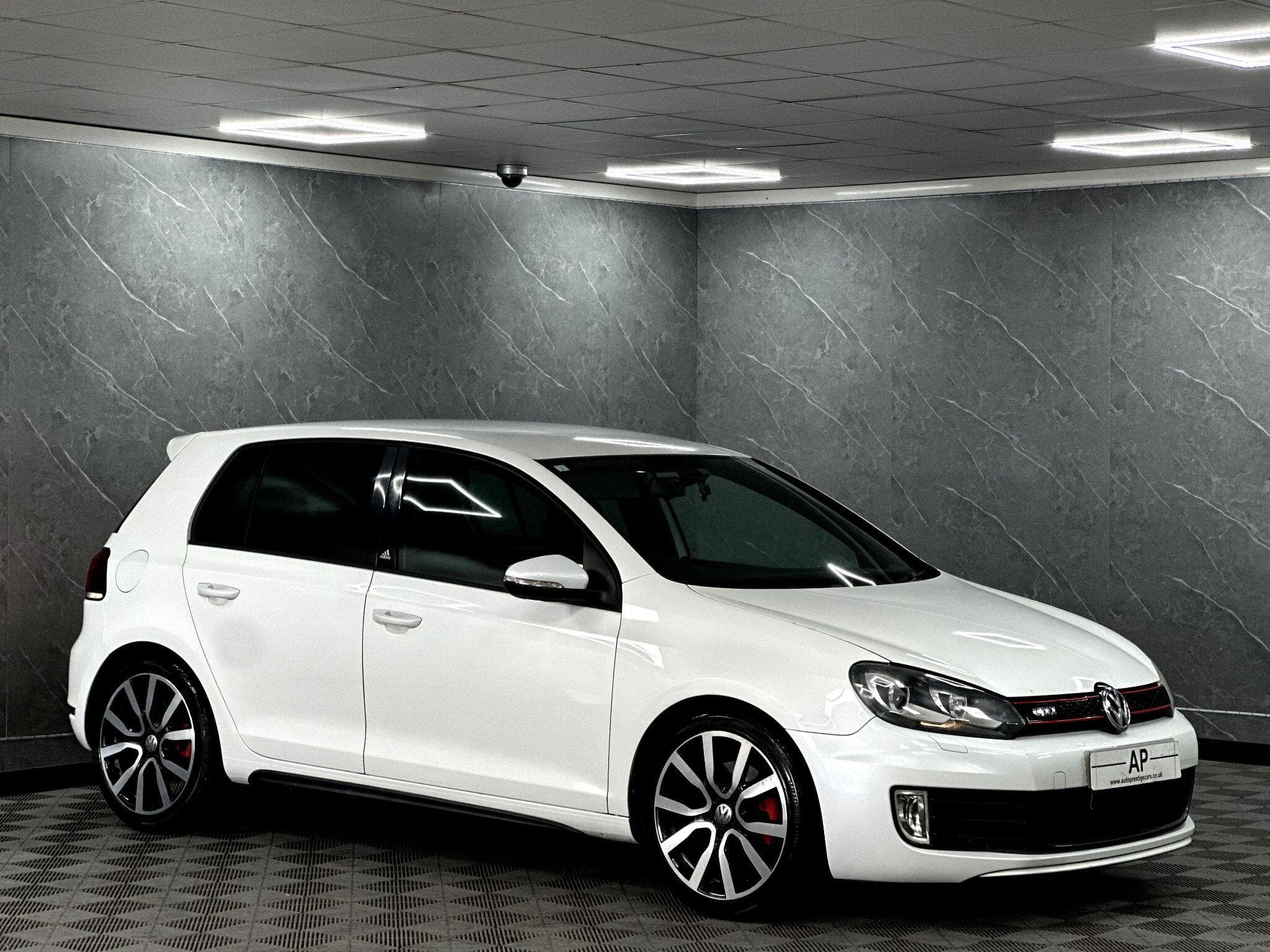 2011 Volkswagen Golf - Thumbnail 24