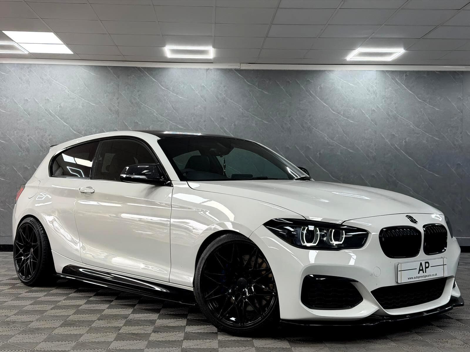 2018 BMW 1 Series - Thumbnail 7