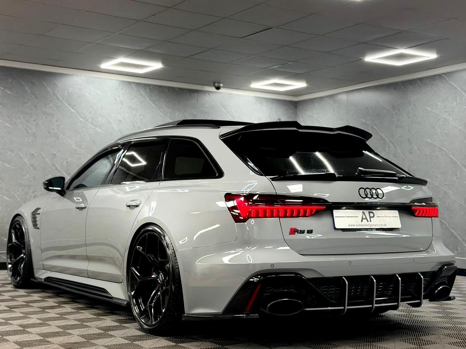 2020 Audi RS6 Avant - Thumbnail 33