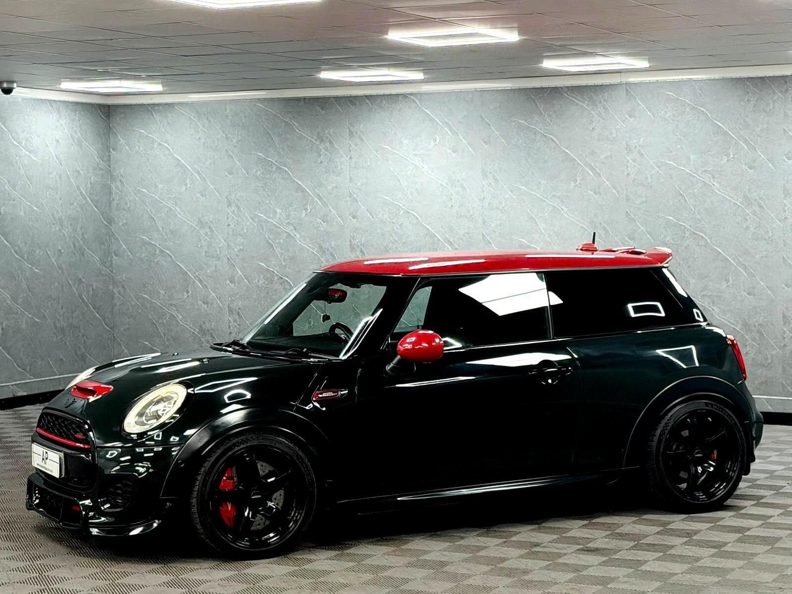 2015 MINI Hatch - Thumbnail 18