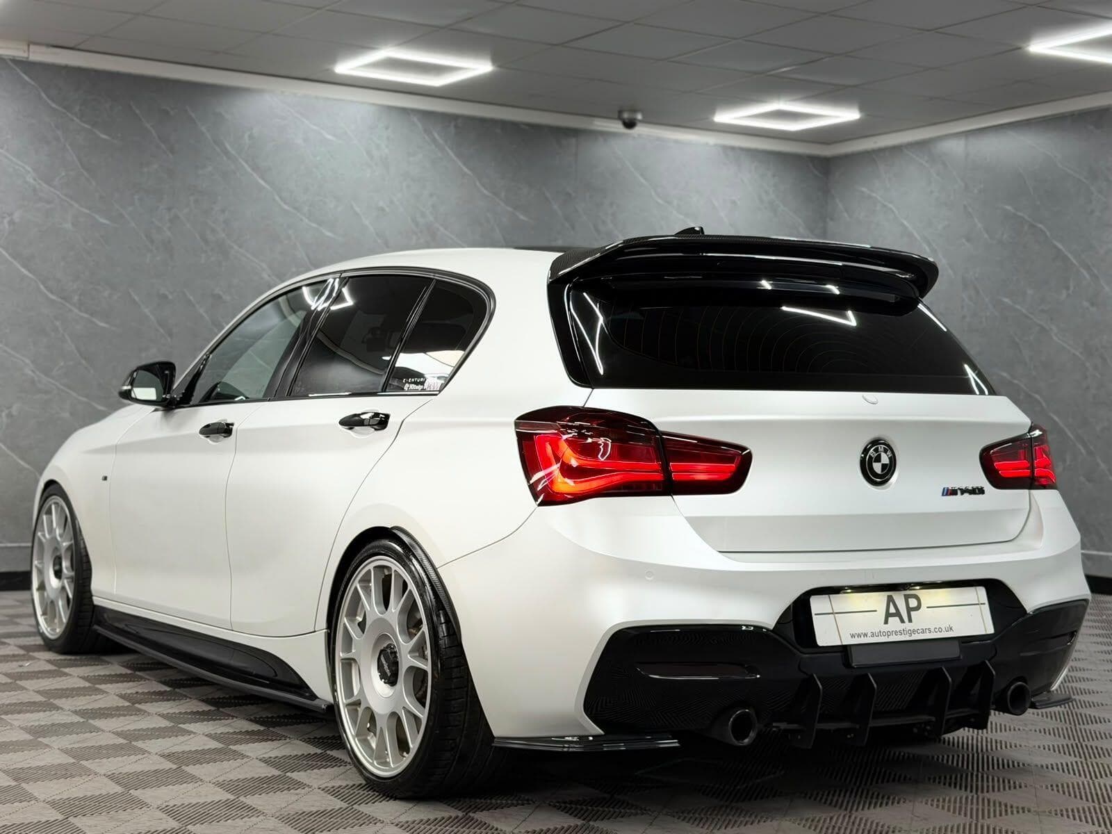 2017 BMW 1 Series - Thumbnail 35