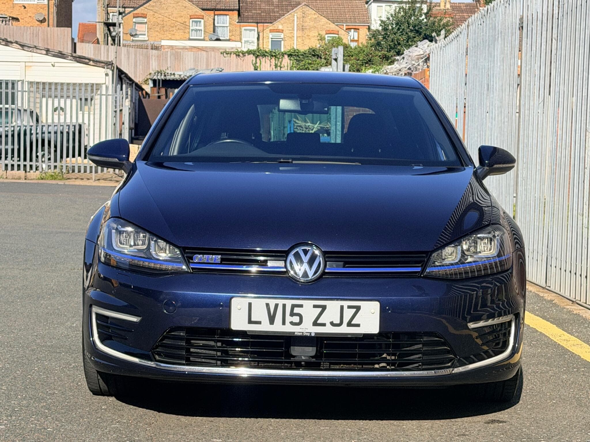 2015 Volkswagen Golf - Image 4