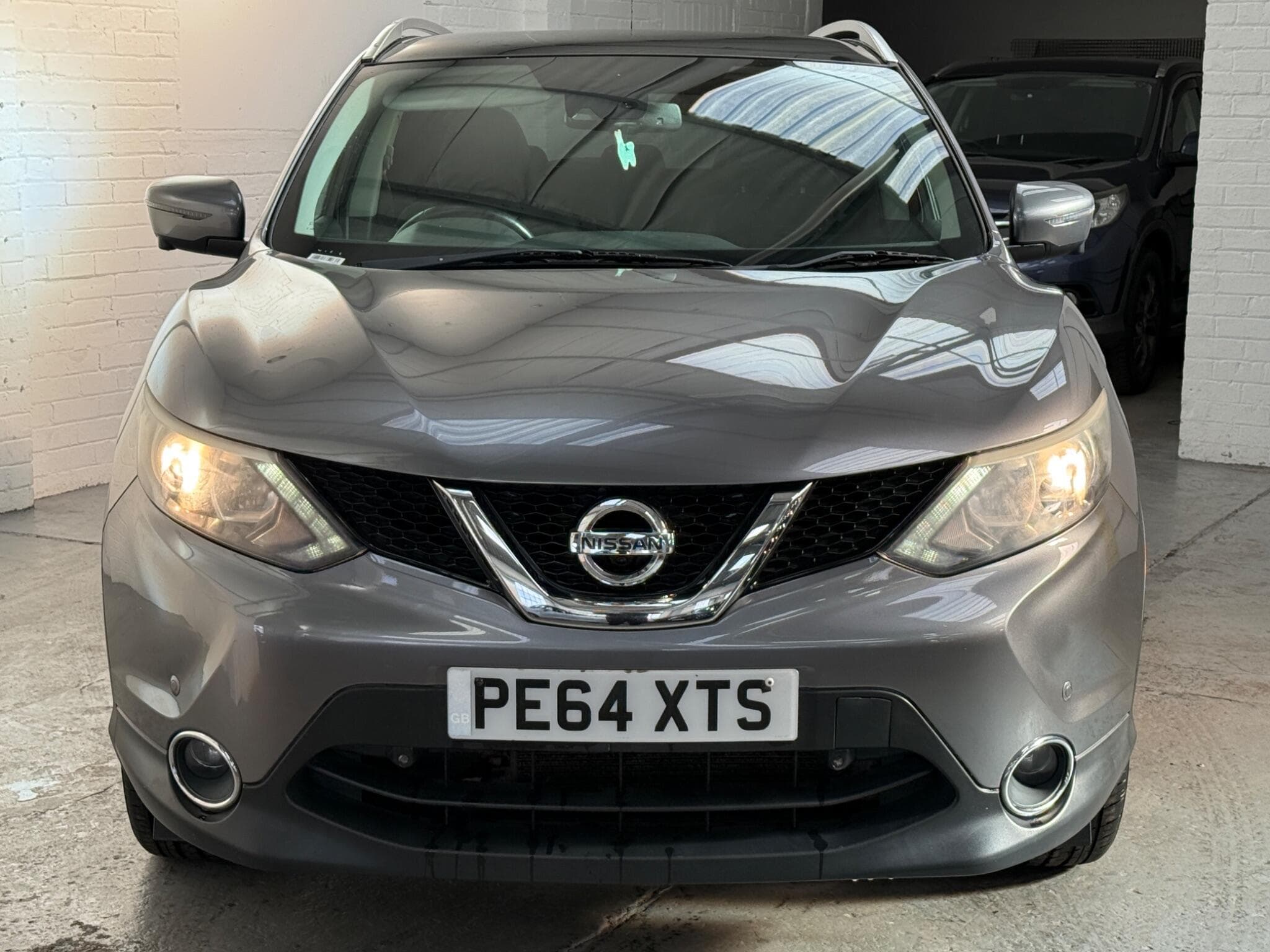 2014 Nissan Qashqai - Image 2