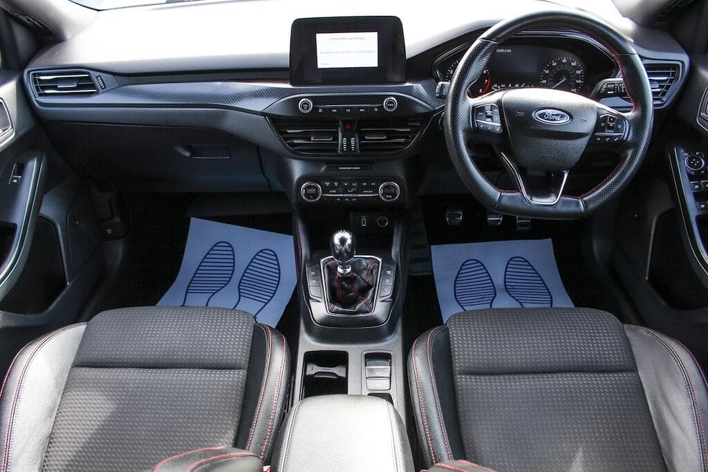 2019 Ford Focus - Thumbnail 22