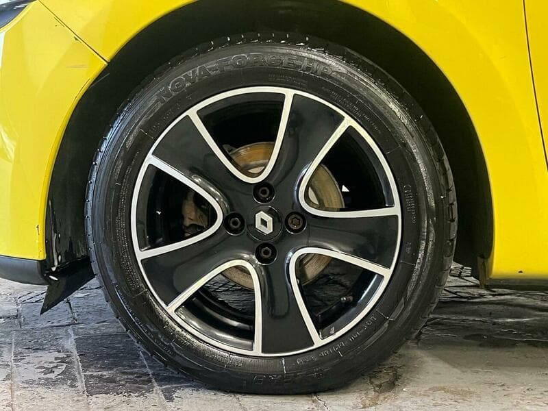 2013 Renault Clio - Thumbnail 18