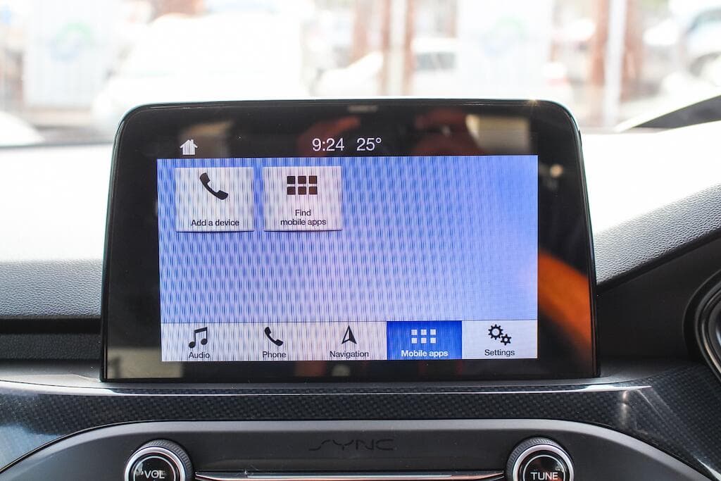 2019 Ford Focus - Thumbnail 37