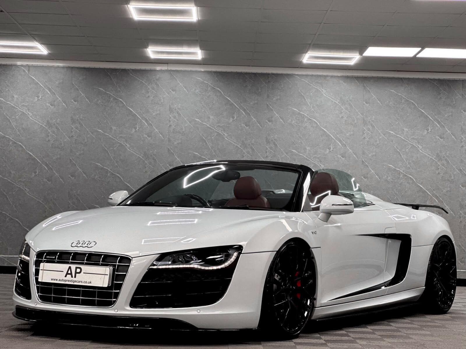 2010 Audi R8 - Thumbnail 29