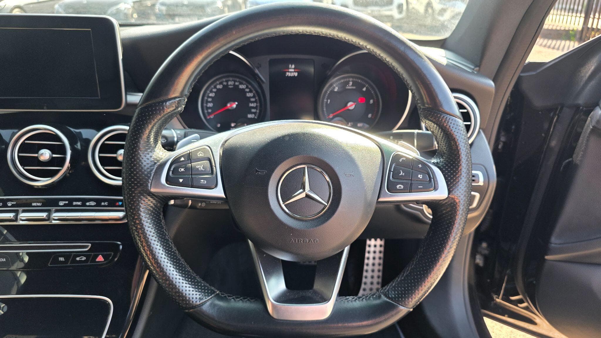 2016 Mercedes-Benz C Class - Thumbnail 17