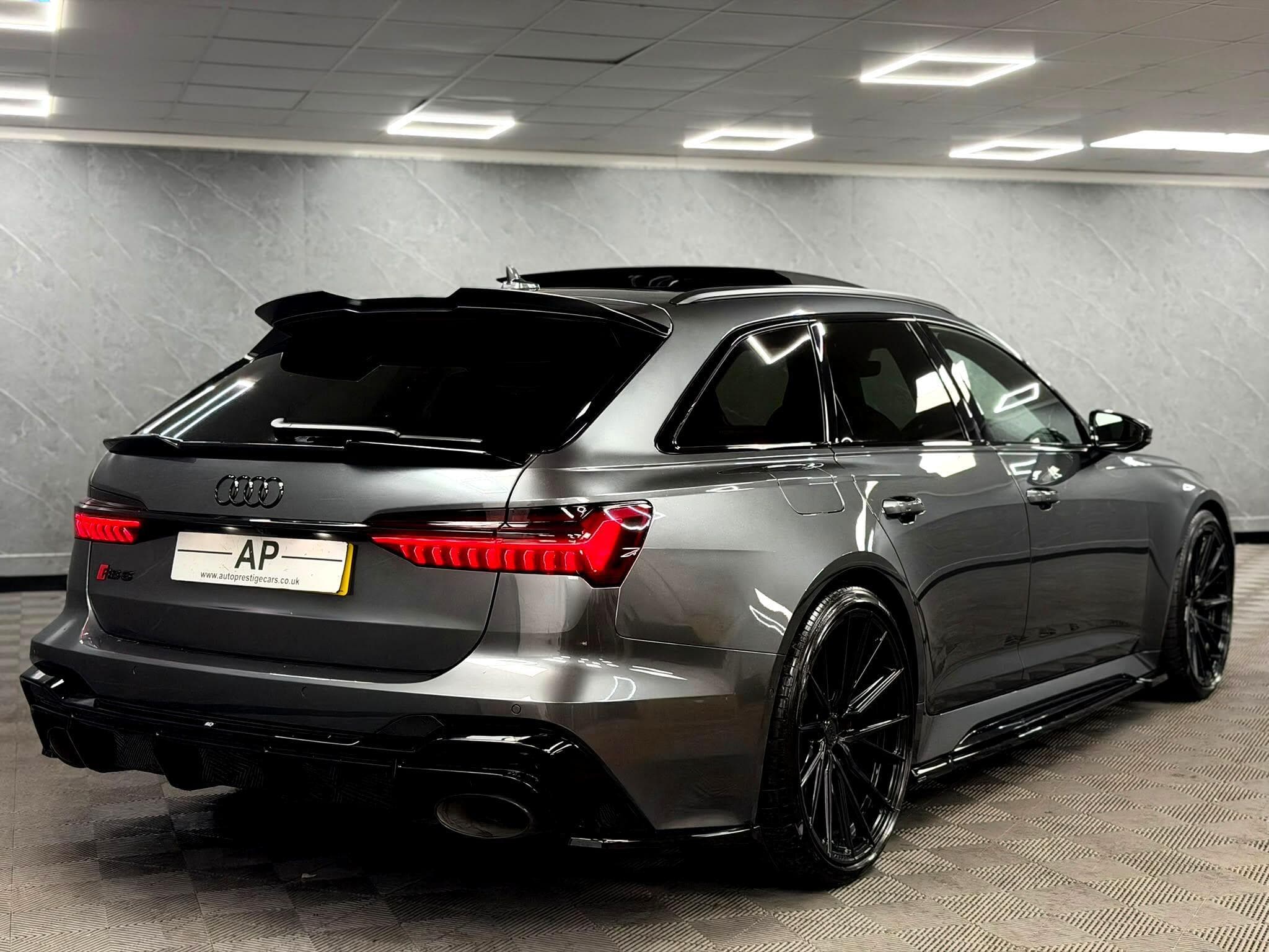 2021 Audi RS6 Avant - Thumbnail 33