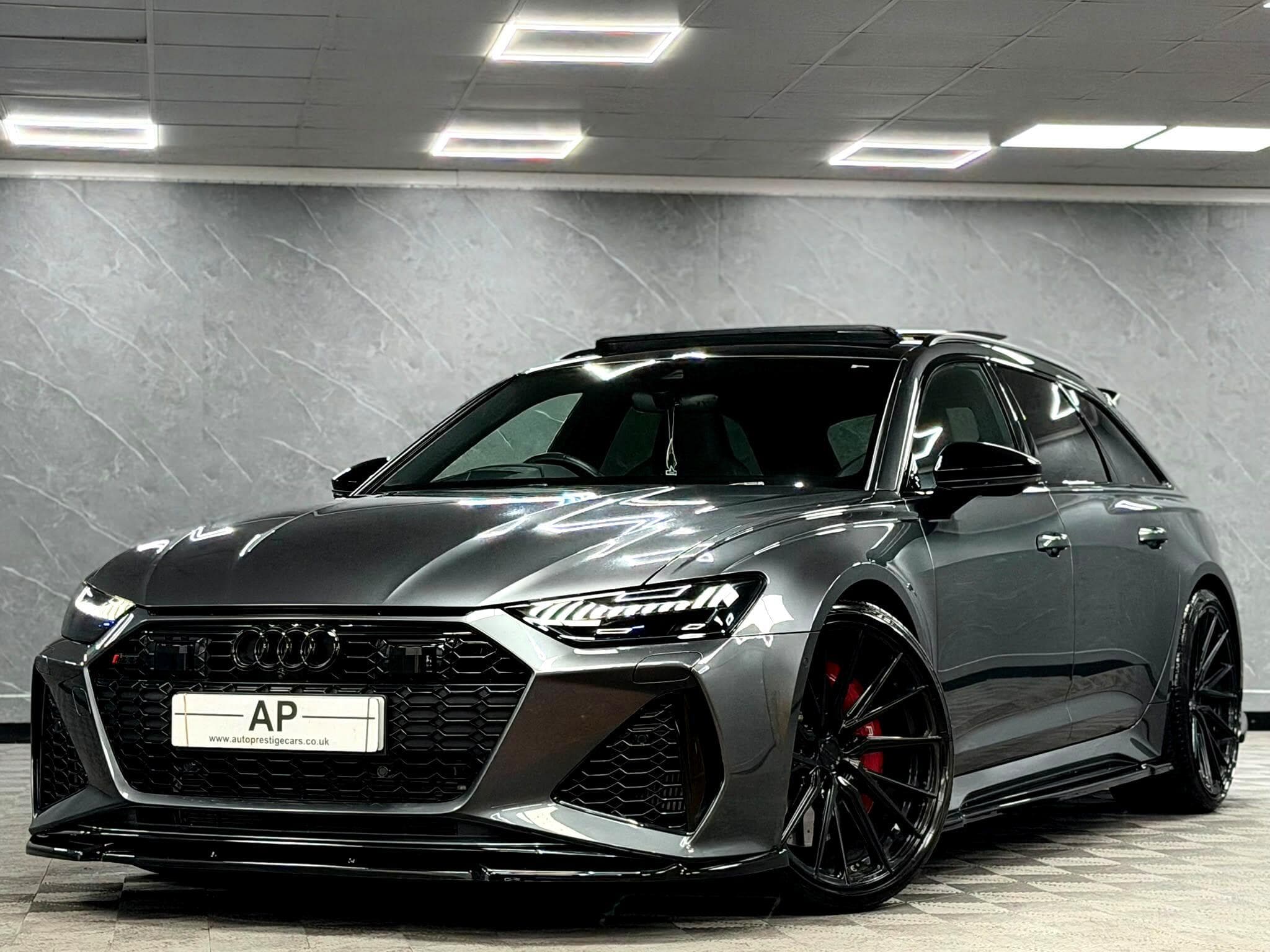 2021 Audi RS6 Avant - Thumbnail 8
