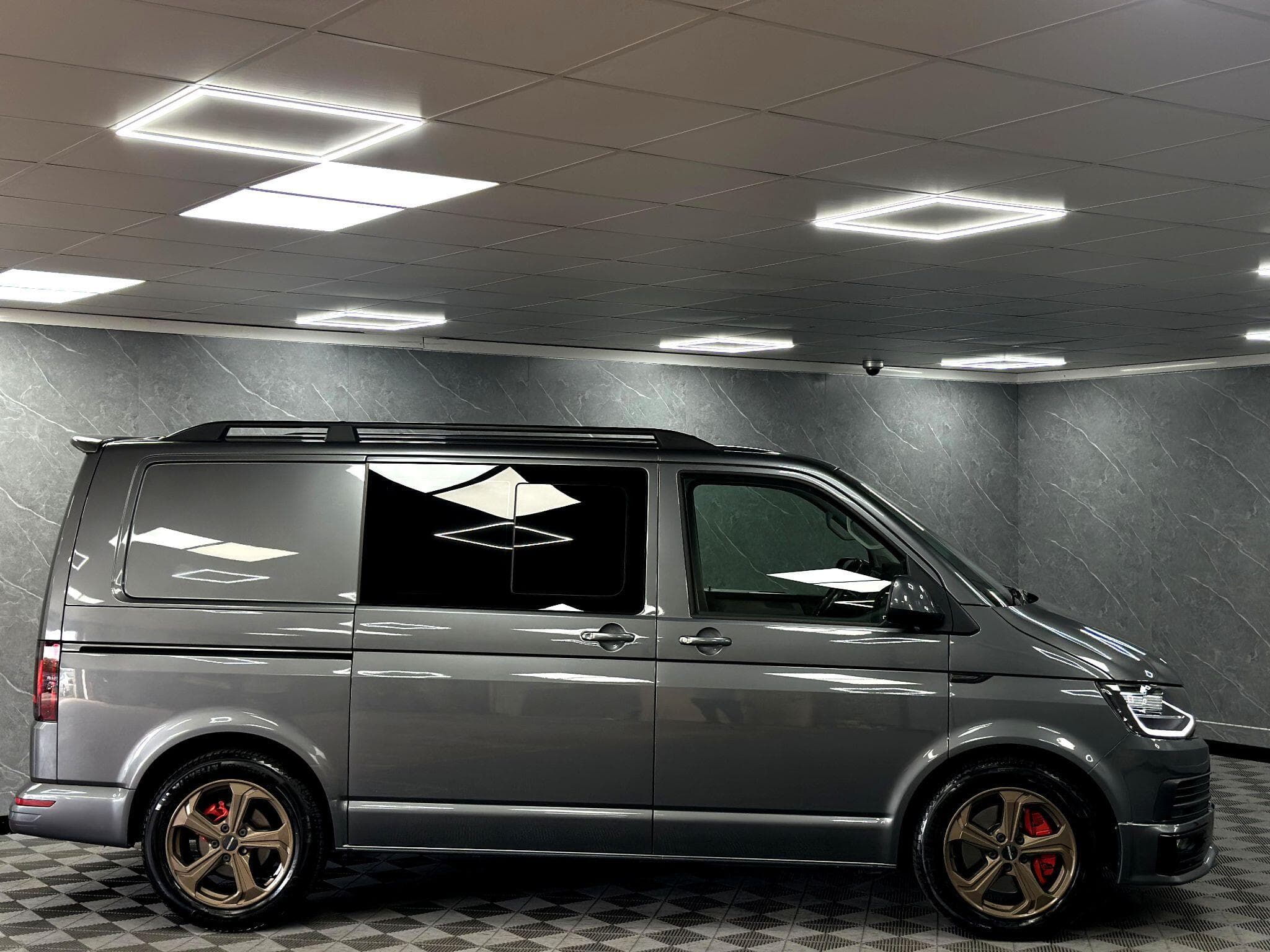 2018 Volkswagen Transporter - Thumbnail 22