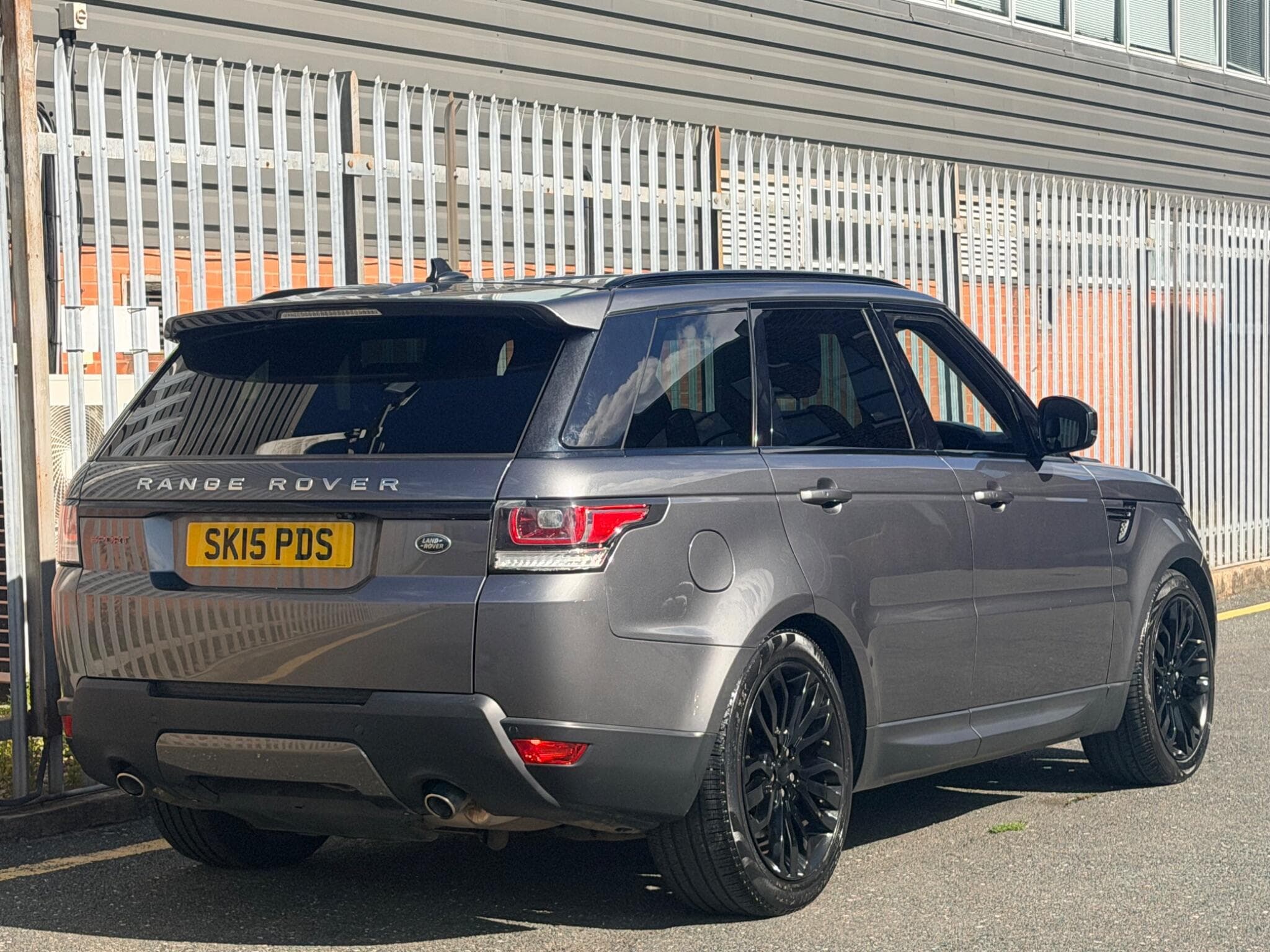2015 Land Rover Range Rover Sport - Image 3