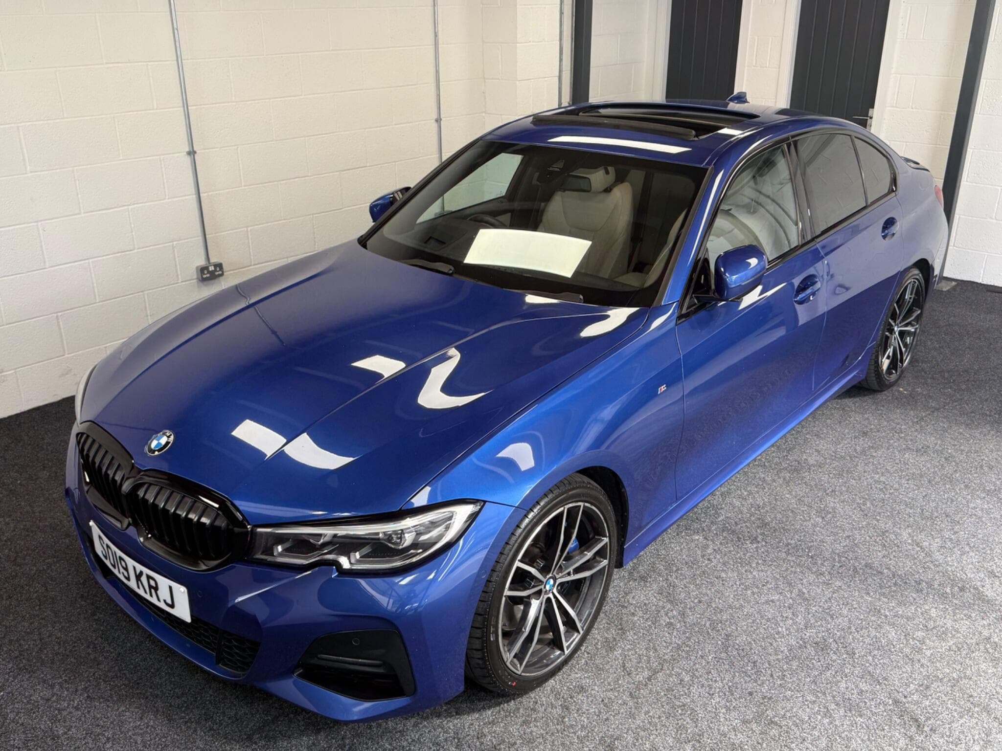 2019 BMW 3 Series - Thumbnail 5