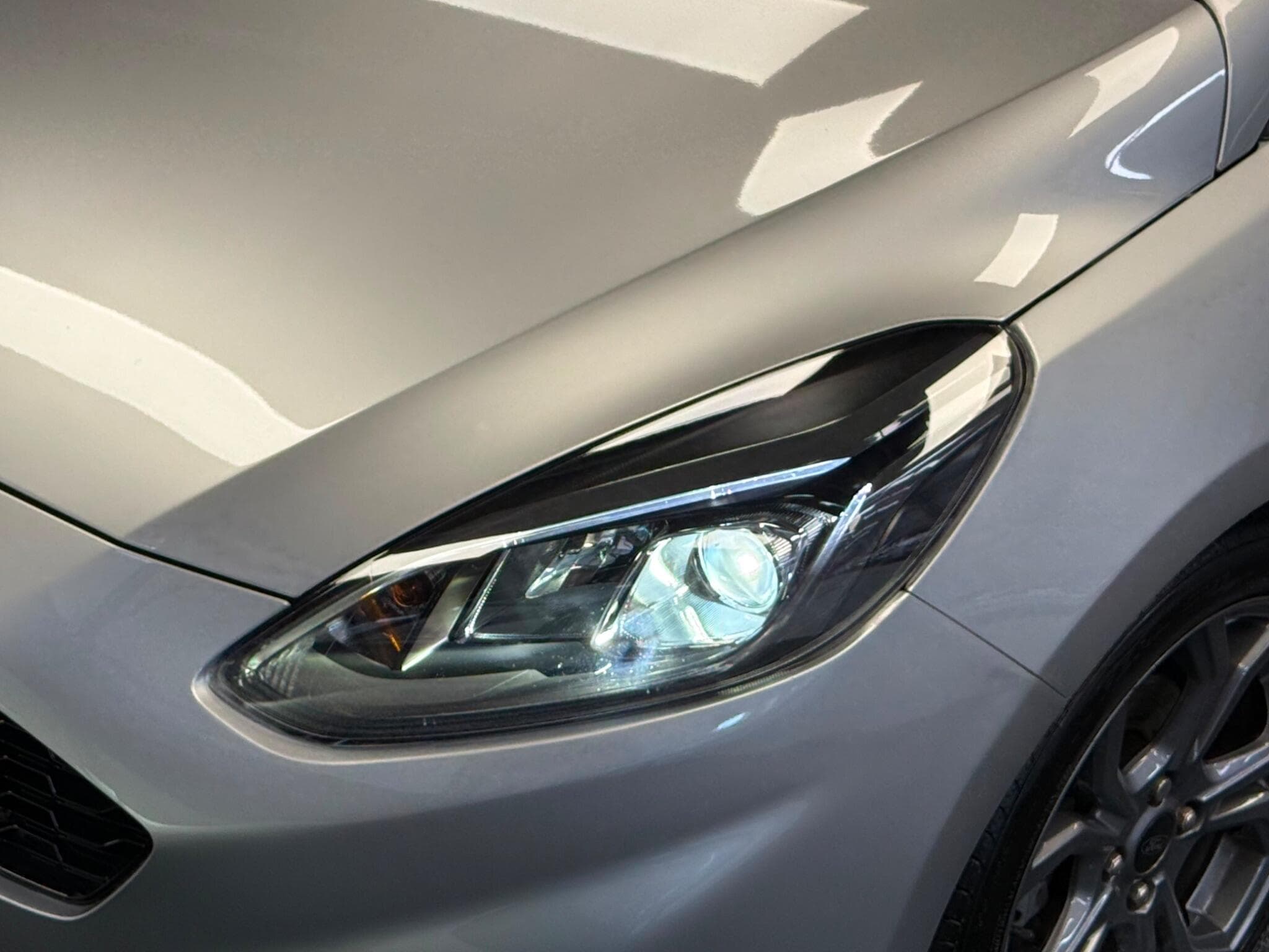 2021 Ford Fiesta - Thumbnail 48