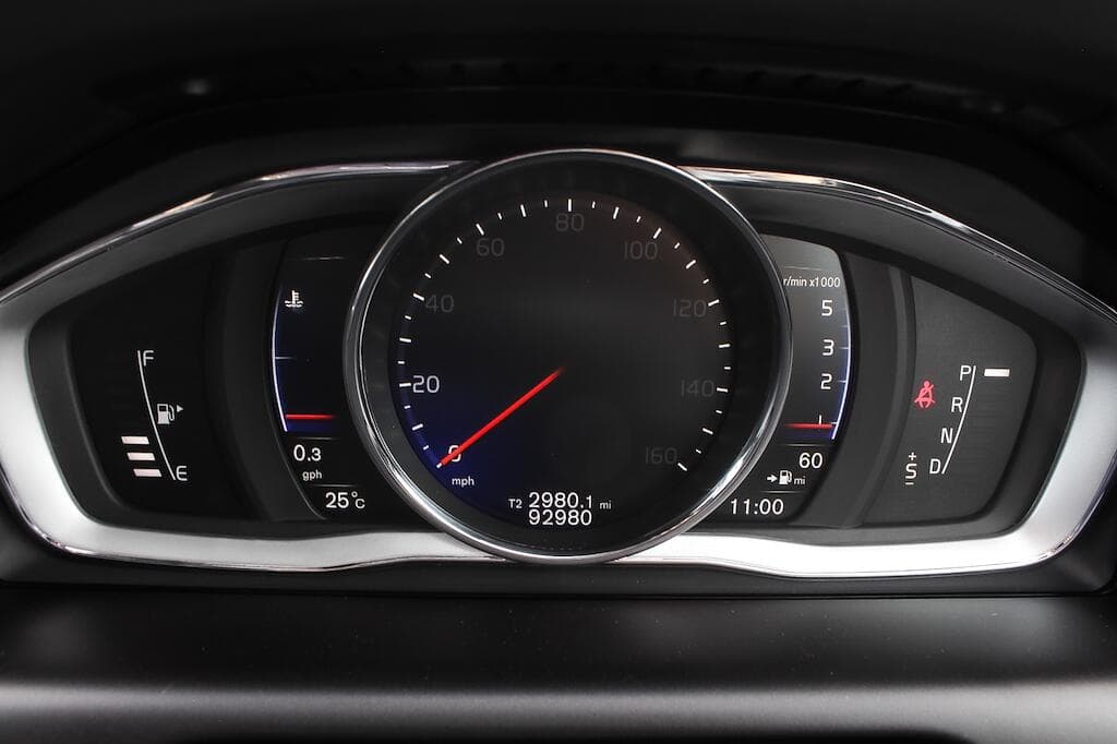 2017 Volvo XC60 - Thumbnail 42