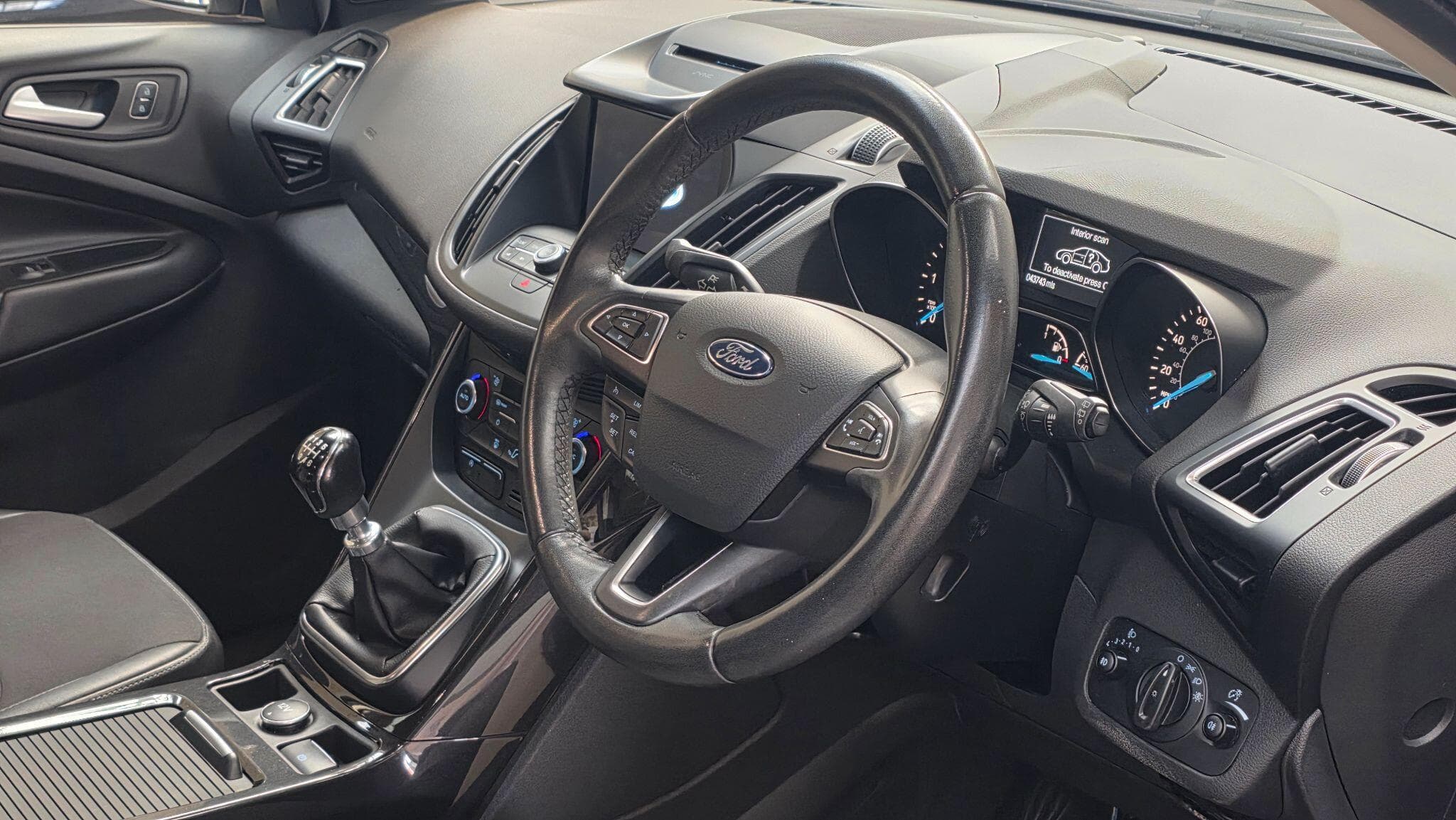 2017 Ford Kuga - Thumbnail 13