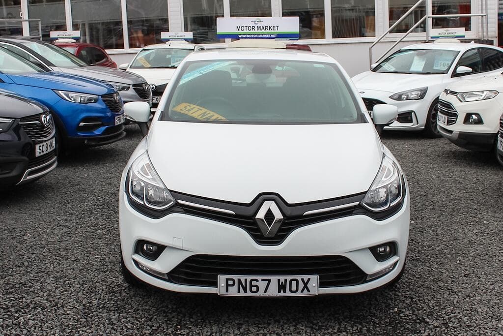2017 Renault Clio - Image 2