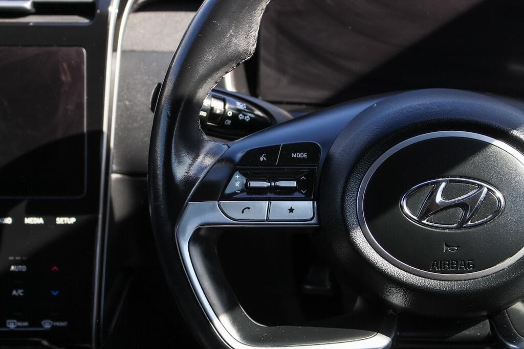2021 Hyundai TUCSON - Thumbnail 25