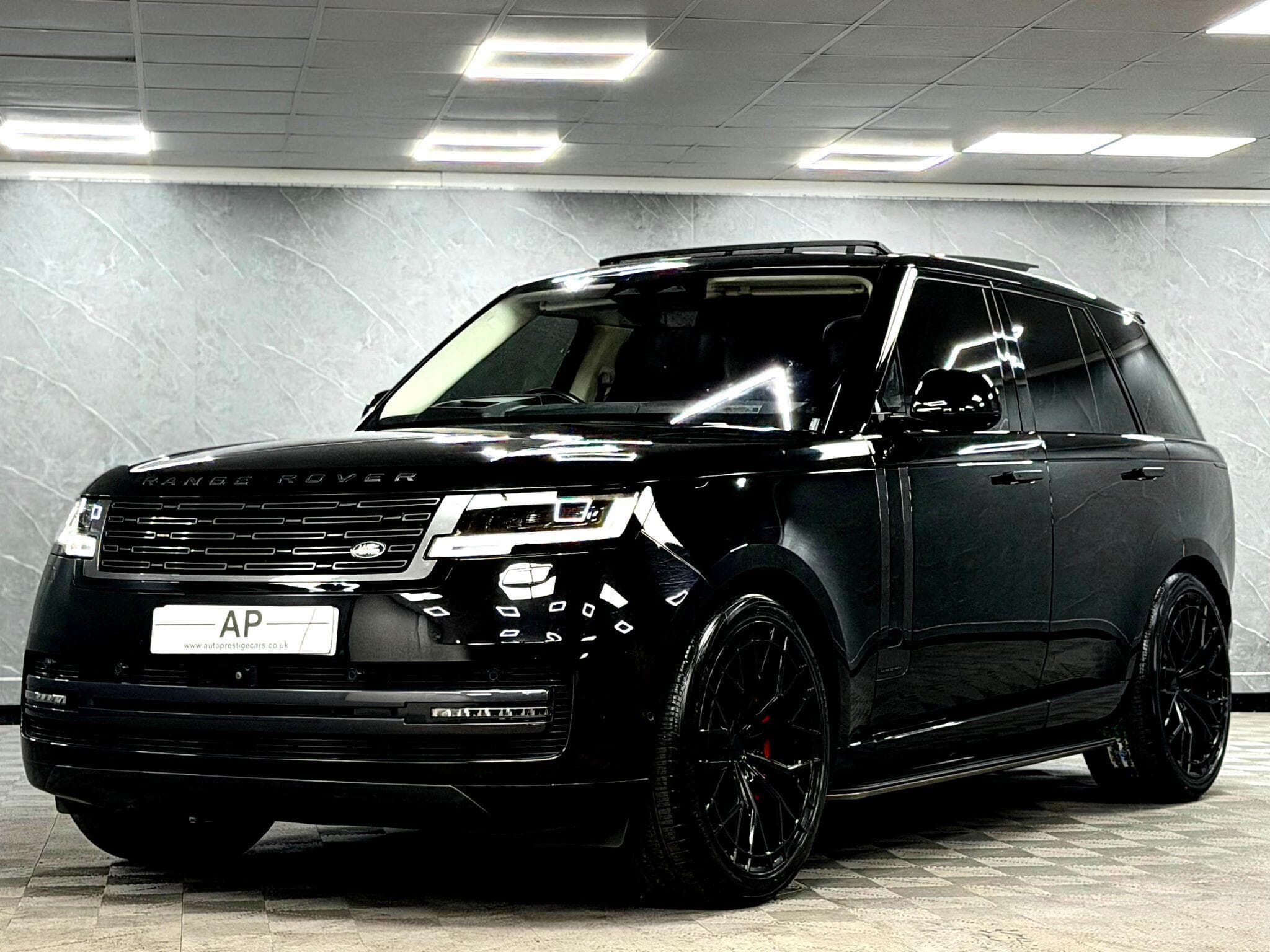2022 Land Rover Range Rover - Thumbnail 7