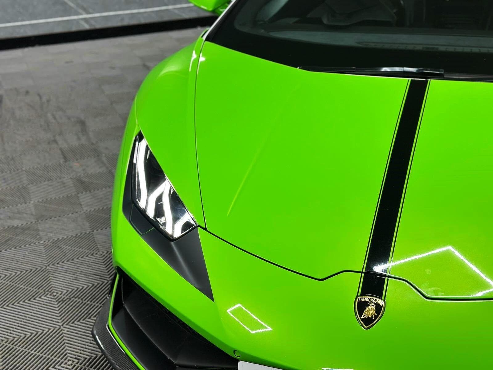 2015 Lamborghini Huracan - Thumbnail 6