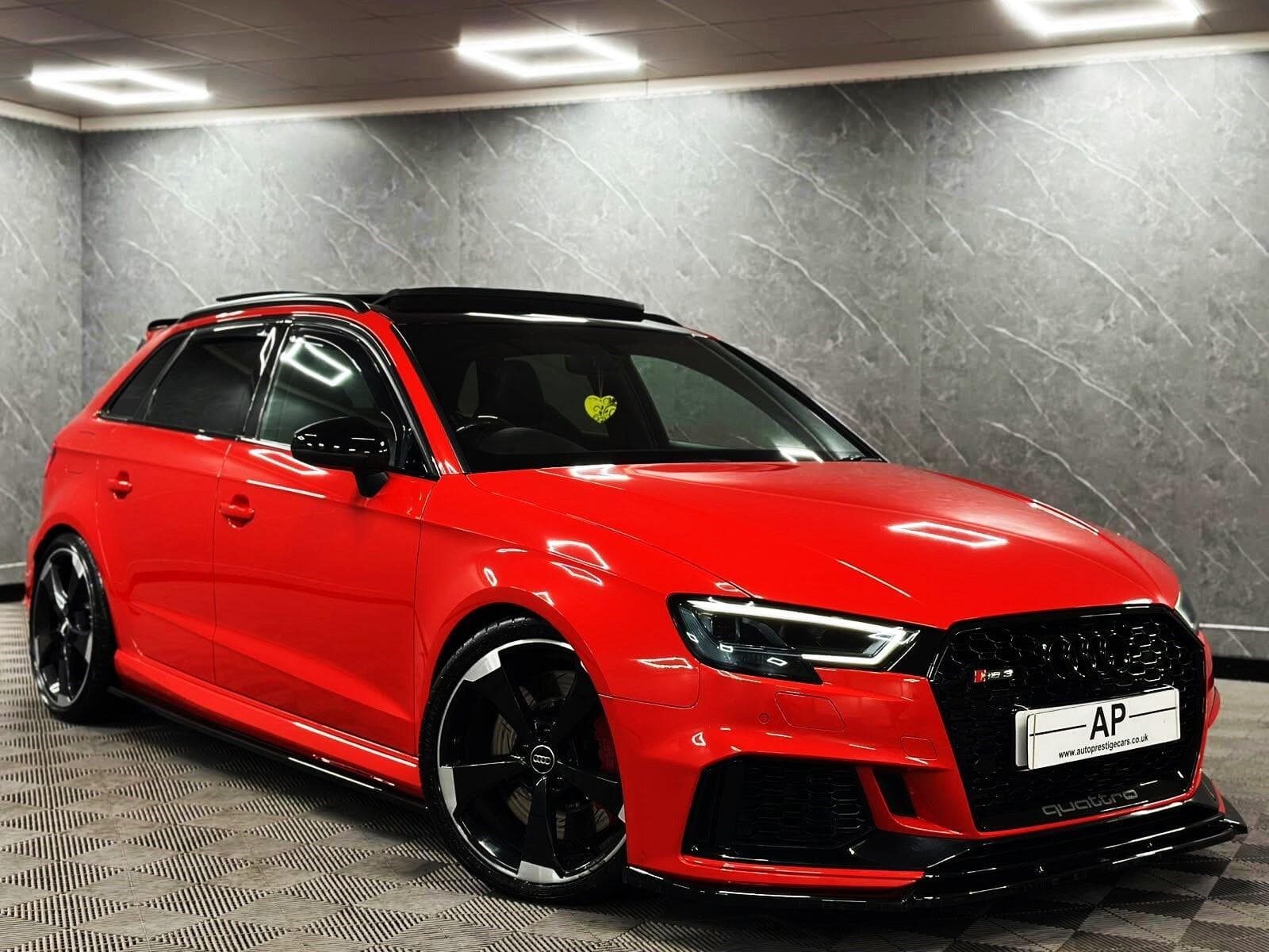2018 Audi RS3 - Thumbnail 40