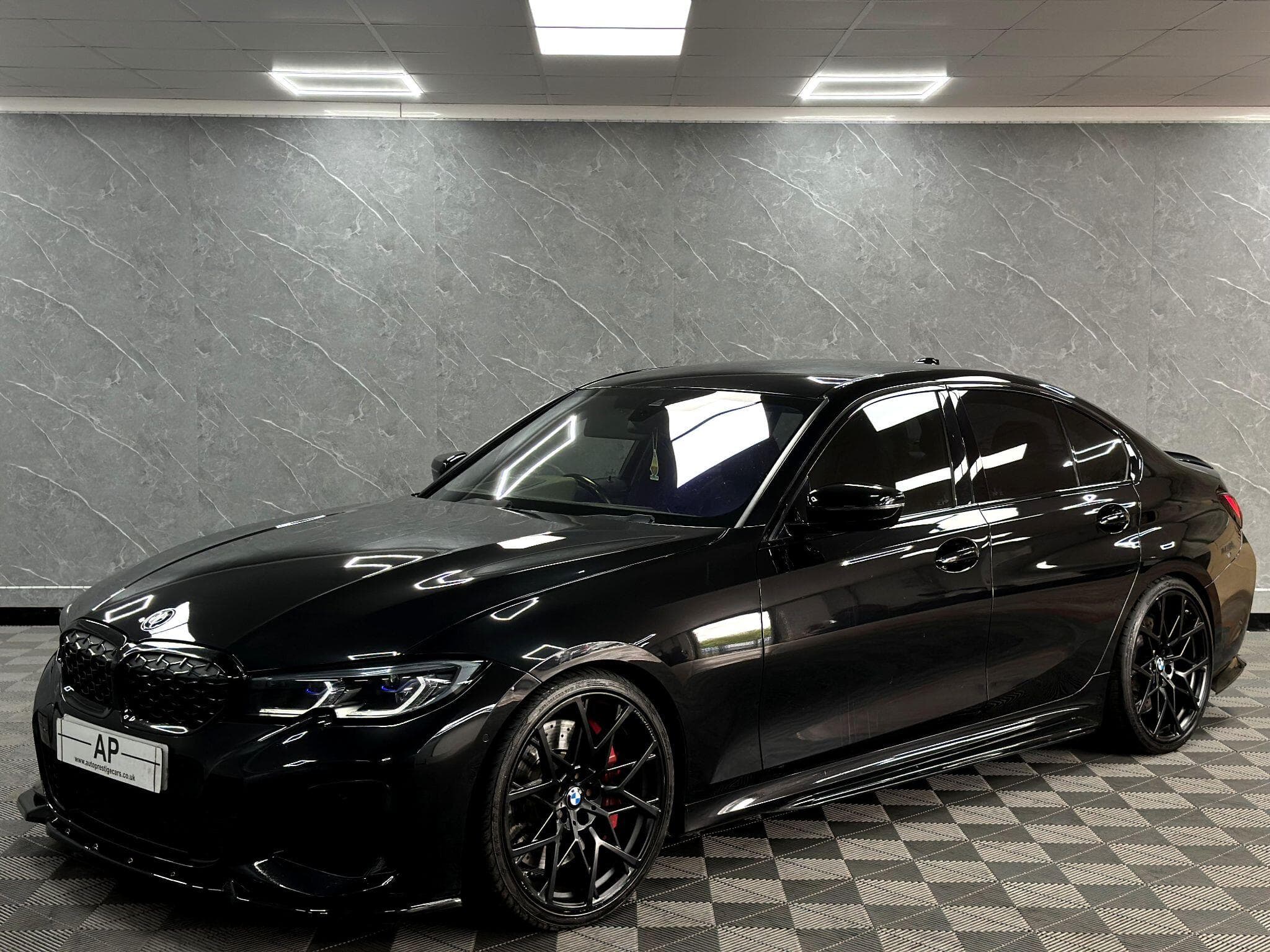 2019 BMW 3 Series - Thumbnail 13