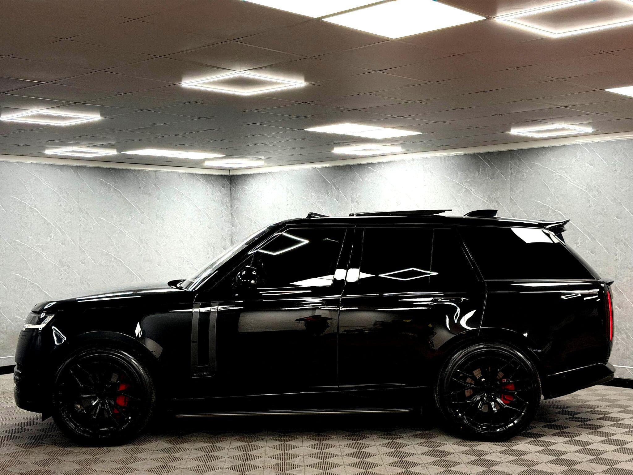 2022 Land Rover Range Rover - Thumbnail 22