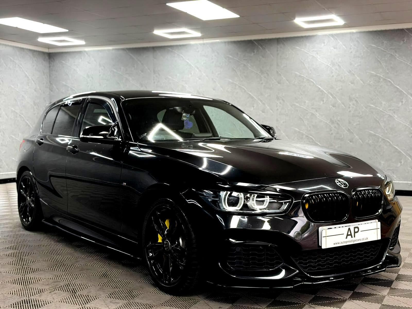 2017 BMW 1 Series - Thumbnail 16