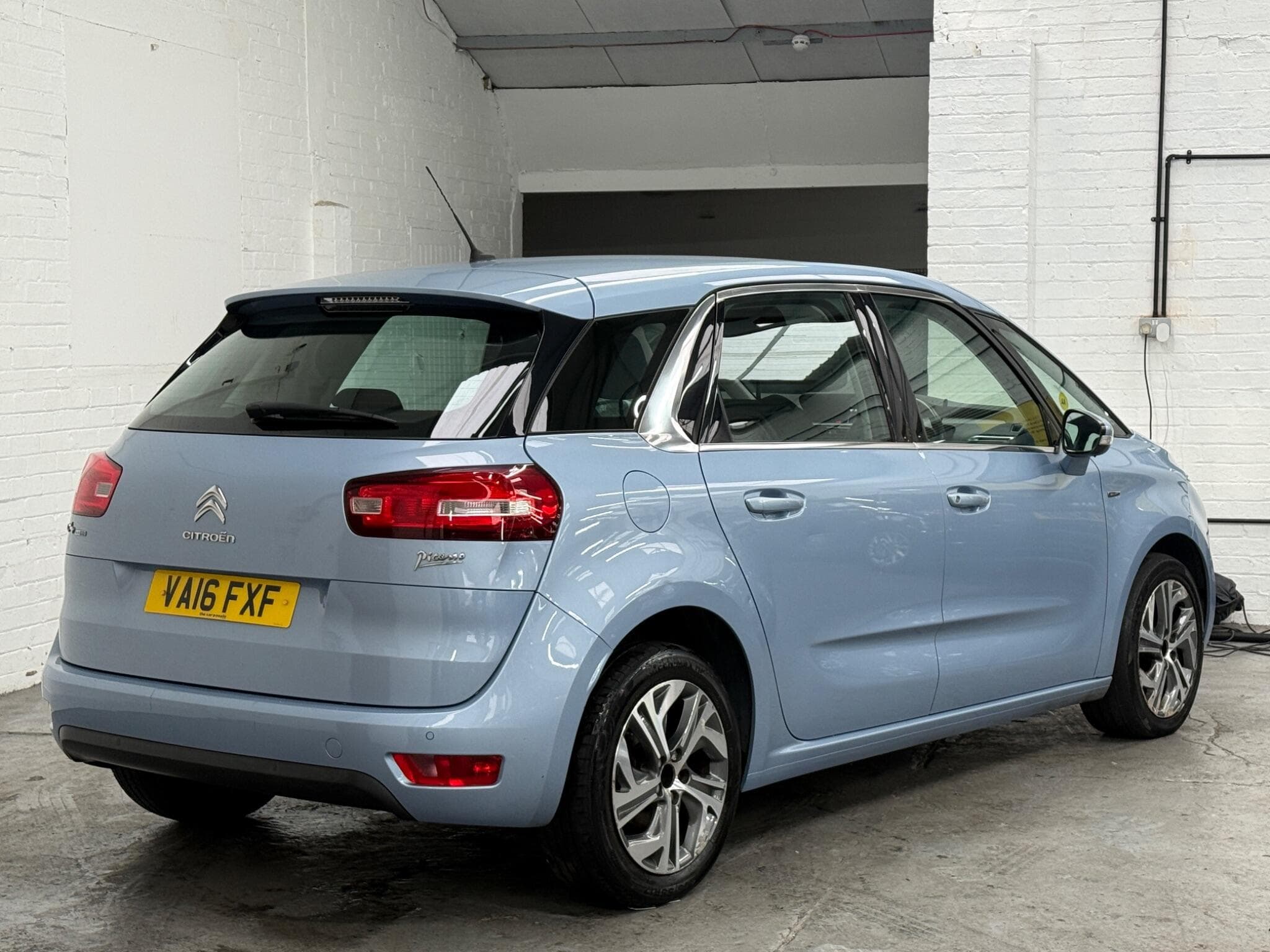 2016 Citroen C4 Picasso - Thumbnail 10