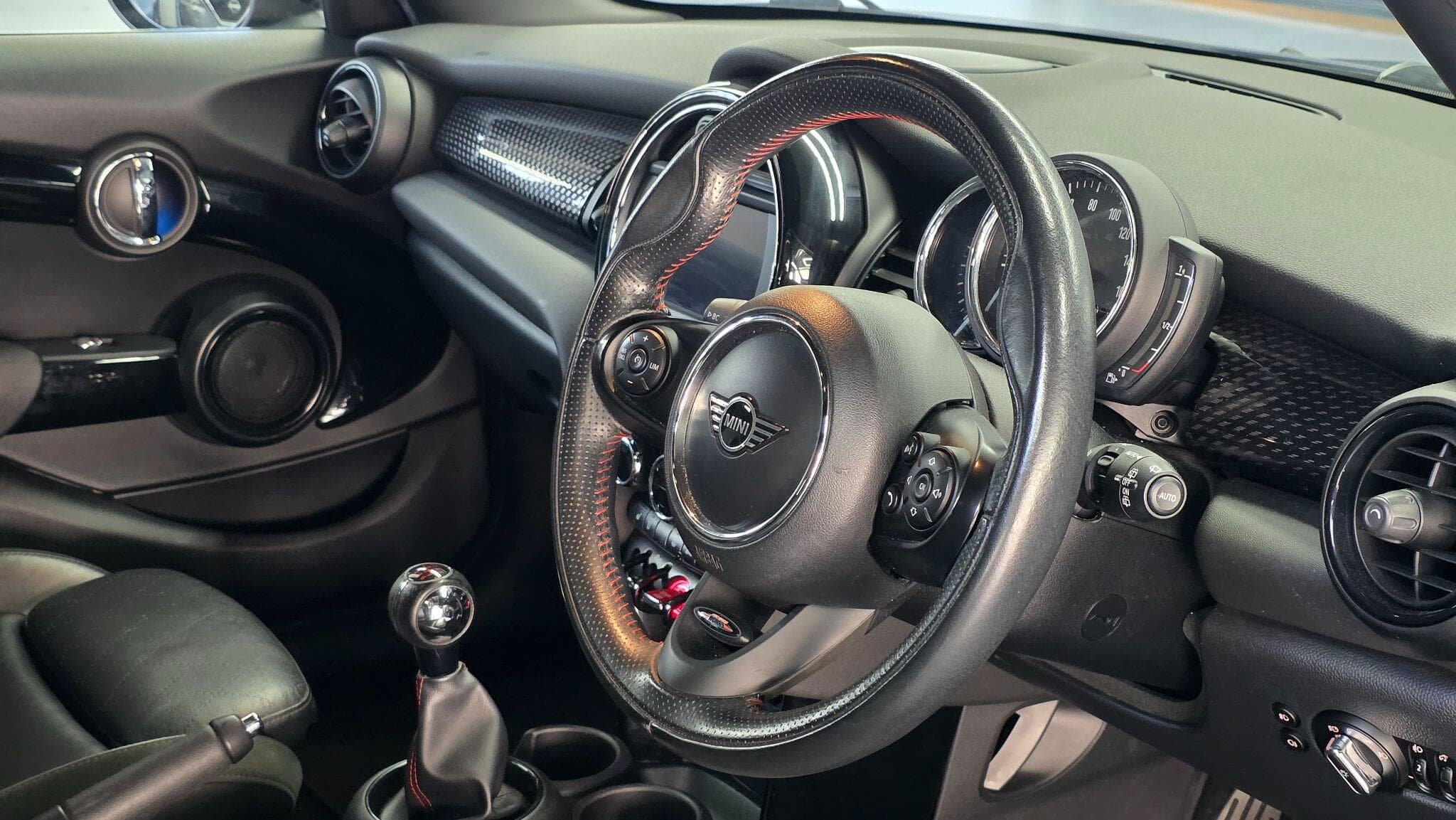 2019 MINI Hatch - Thumbnail 9