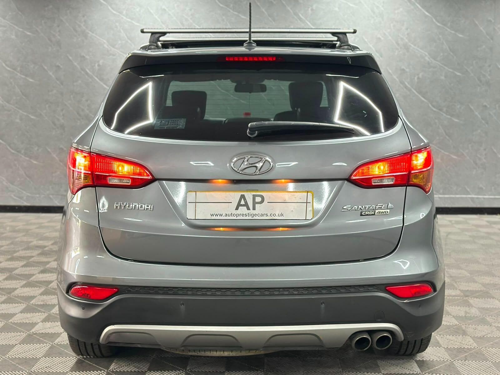 2013 Hyundai Santa Fe - Thumbnail 10