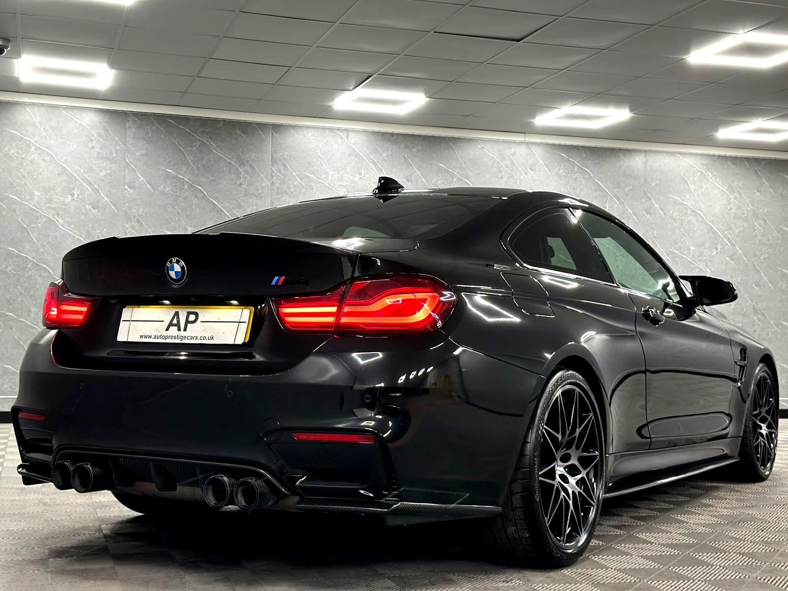 2017 BMW M4 - Thumbnail 41